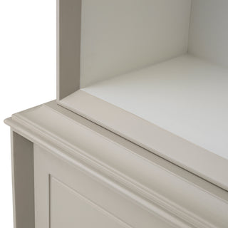 Cabinet Evanthe sand finish