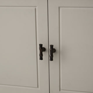 Cabinet Evanthe sand finish