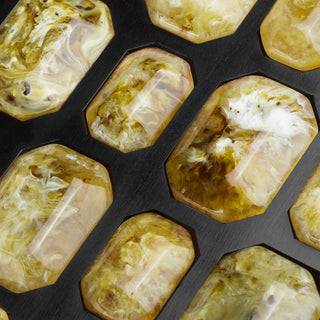 Box Lucida S | Black finish | faux amber