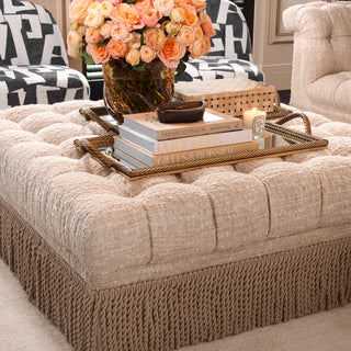 Ottoman Dorantes bouclé sonata cream