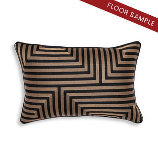 Cushion Spray rectangular black gold